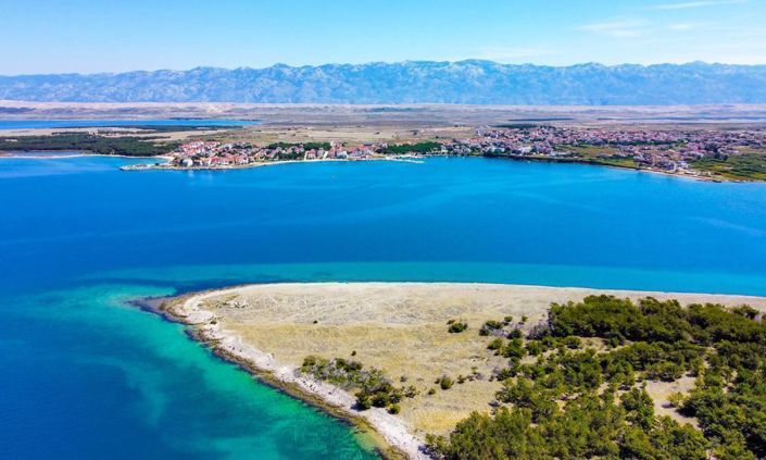 Image No.14-86 Bed Property for sale