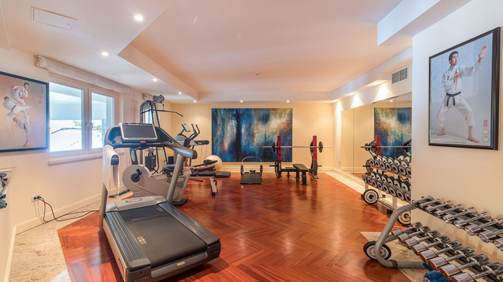 Image No.7-4 Bed Property for sale