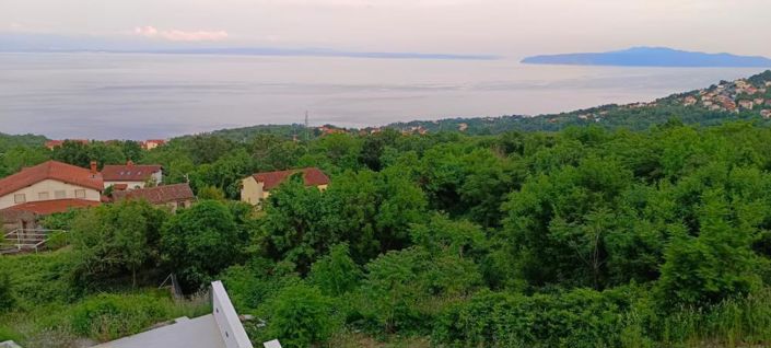 Image No.18-7 Bed Property for sale