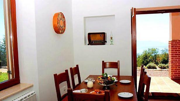 Image No.17-3 Bed Property for sale