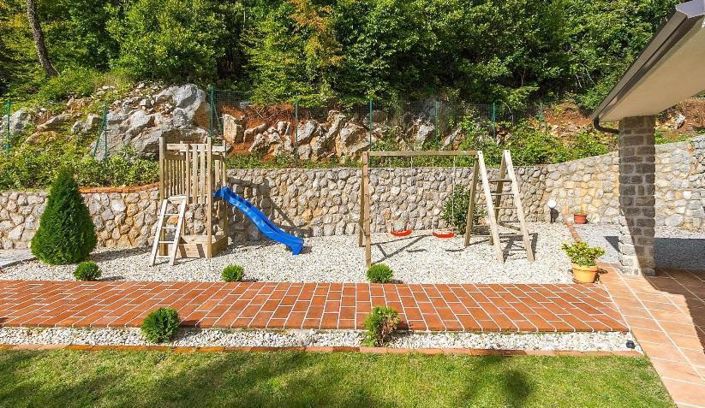 Image No.21-3 Bed Property for sale