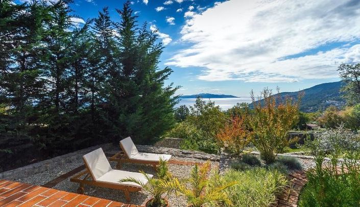 Image No.22-3 Bed Property for sale