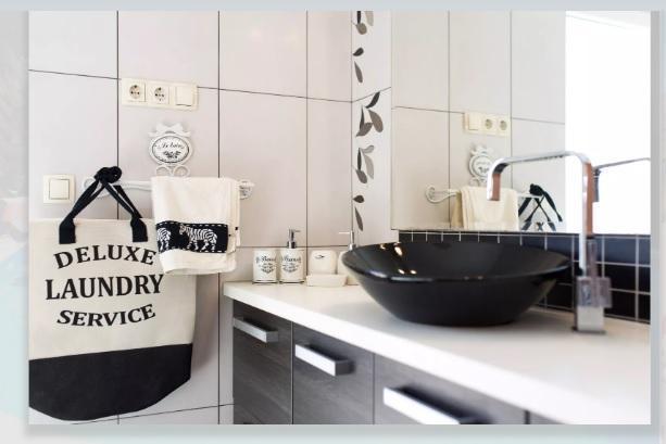 Image No.15-5 Bed Property for sale