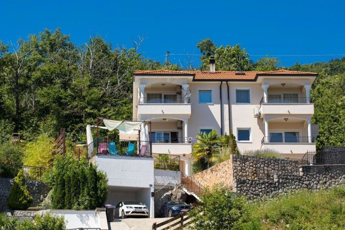 Image No.4-5 Bed Property for sale