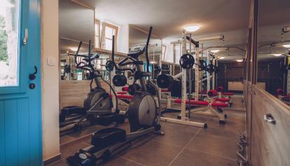 Image No.15-5 Bed Property for sale