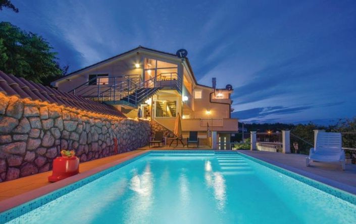 Image No.6-10 Bed Property for sale