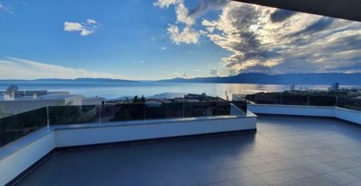 1 - Kostrena, Property