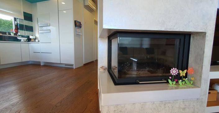 Image No.14-4 Bed Property for sale