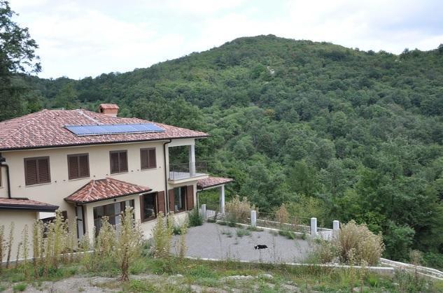 Image No.9-5 Bed Property for sale