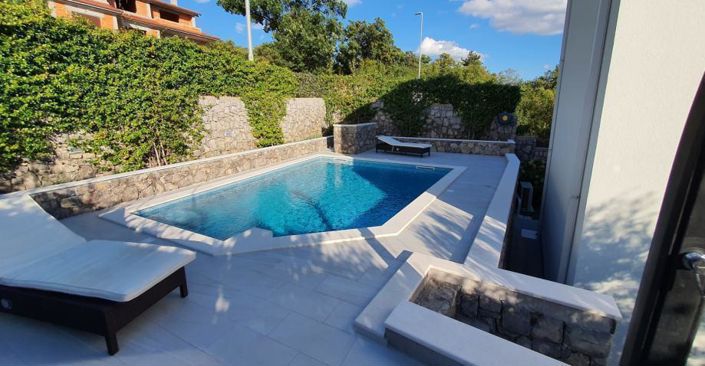 Image No.23-4 Bed Property for sale