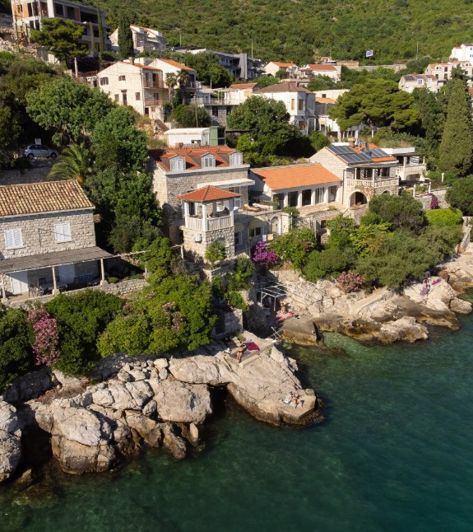 Image No.16-4 Bed Property for sale