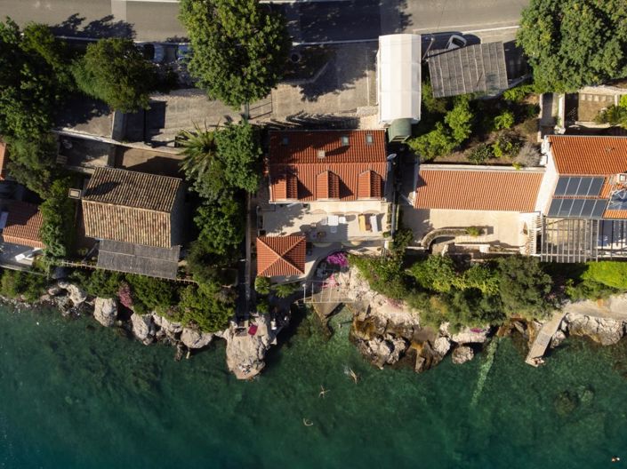 Image No.2-4 Bed Property for sale