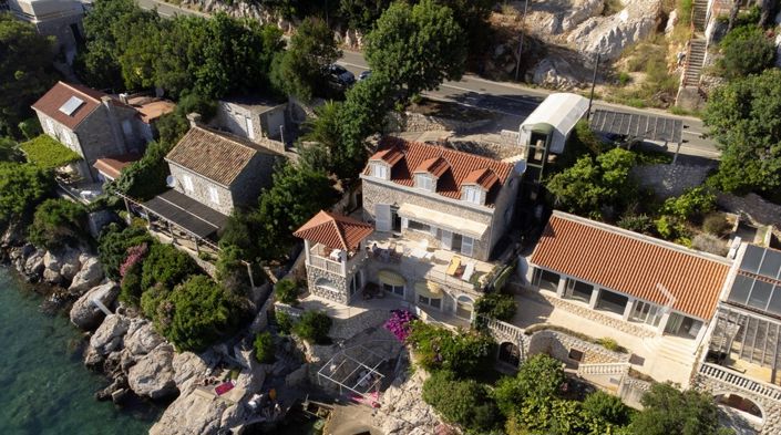 Image No.21-4 Bed Property for sale