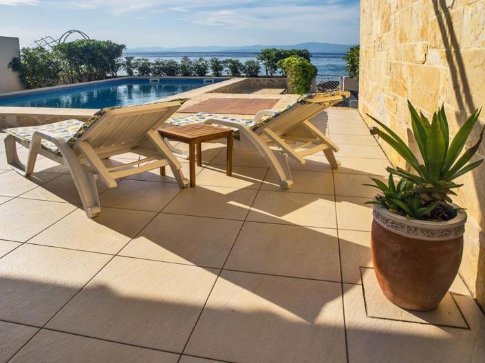 Image No.15-4 Bed Property for sale