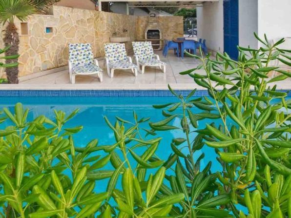 Image No.7-4 Bed Property for sale