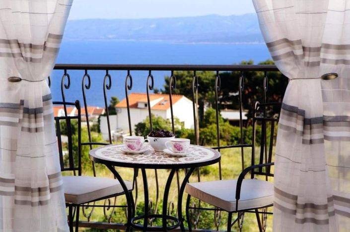 Image No.11-4 Bed Property for sale