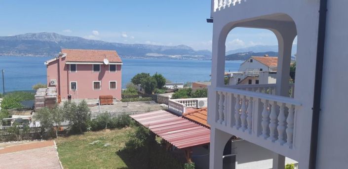 Image No.6-11 Bed Property for sale