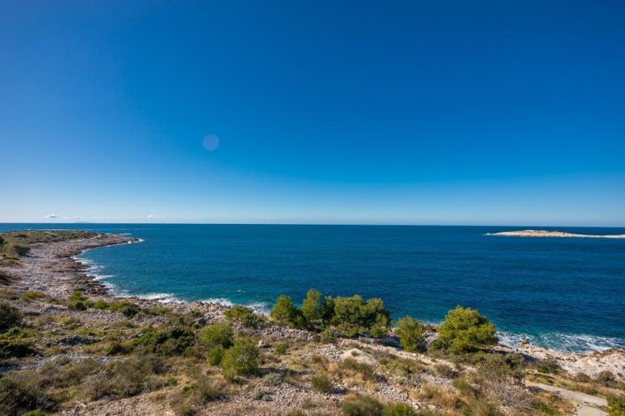 Image No.14-3 Bed Property for sale