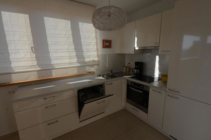 Image No.13-5 Bed Property for sale