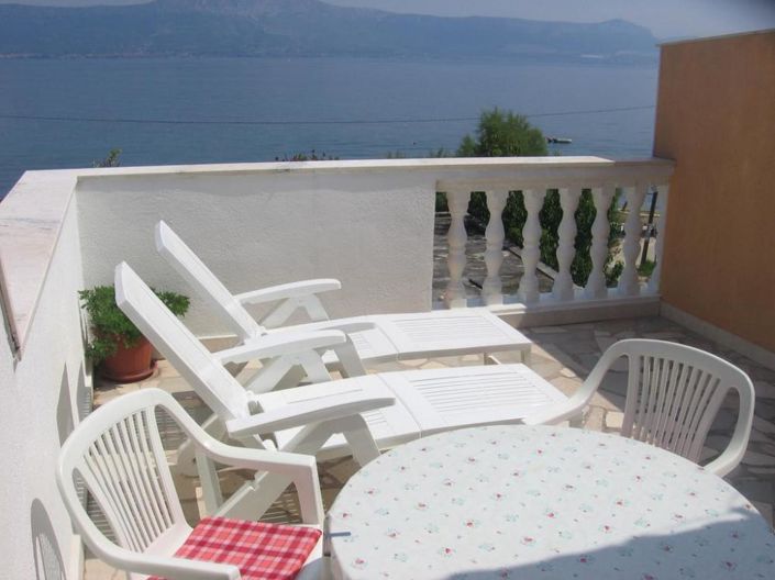 Image No.6-6 Bed Property for sale