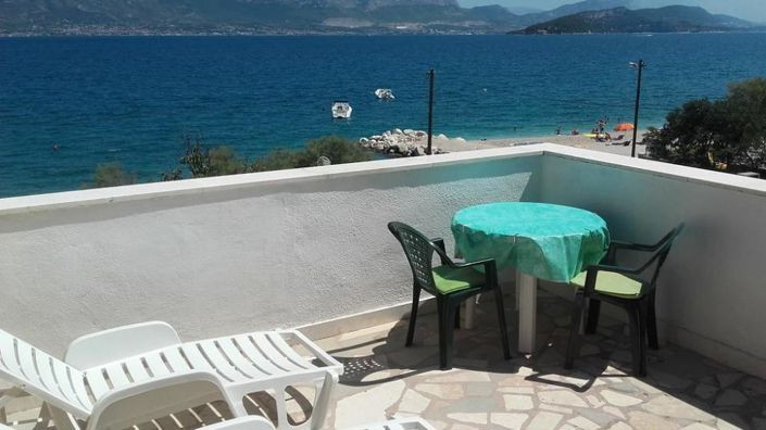 Image No.9-6 Bed Property for sale