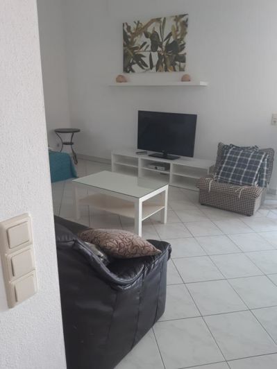 Image No.14-8 Bed Property for sale