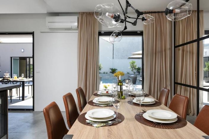 Image No.11-3 Bed Property for sale