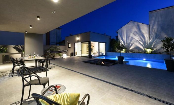 Image No.6-3 Bed Property for sale