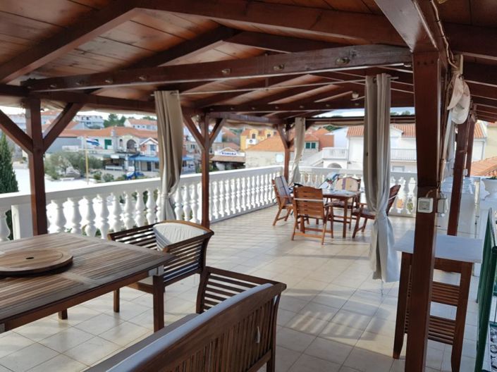 Image No.5-3 Bed Property for sale