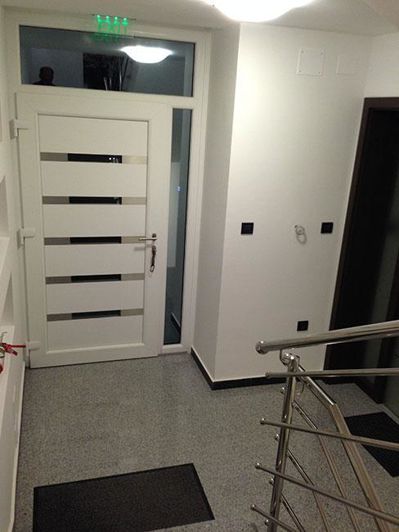 Image No.13-6 Bed Property for sale