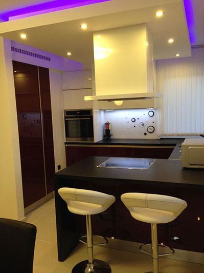 Image No.22-6 Bed Property for sale