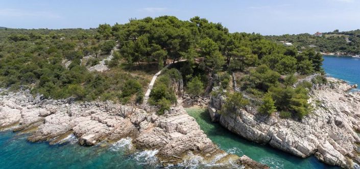 Image No.4-4 Bed Property for sale