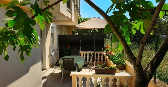 Image No.13-7 Bed Property for sale