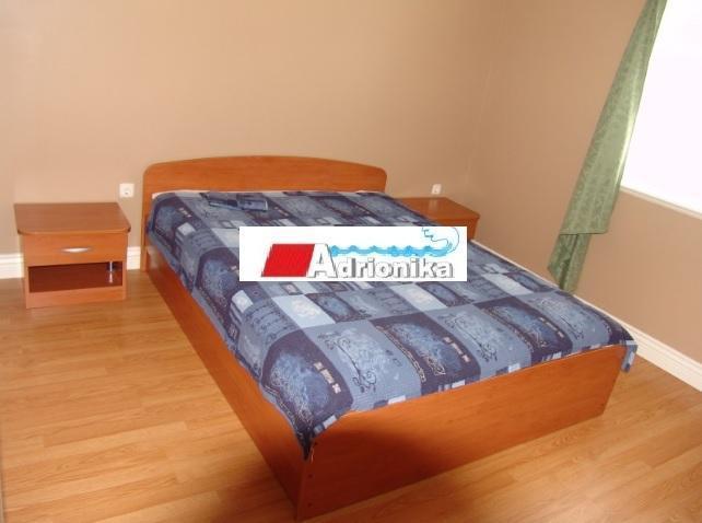 Image No.21-6 Bed Property for sale