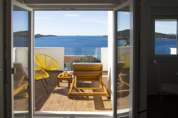 Image No.4-7 Bed Property for sale