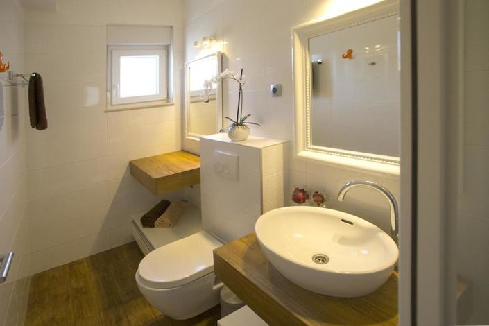 Image No.6-7 Bed Property for sale