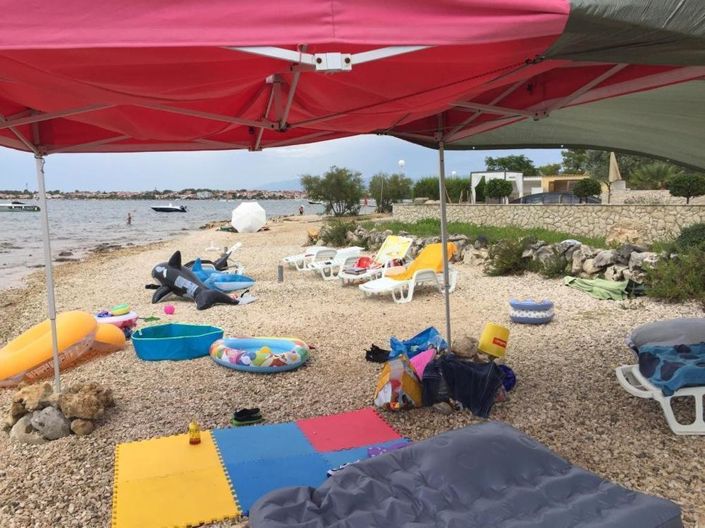 Image No.19-8 Bed Property for sale