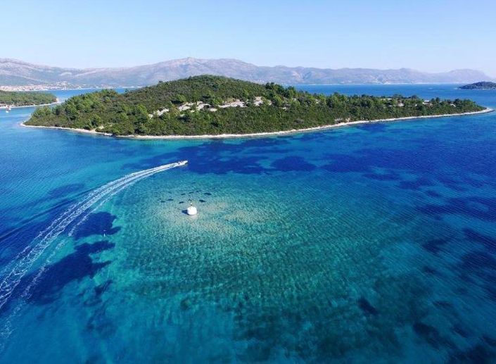 Image No.4-45 Bed Property for sale