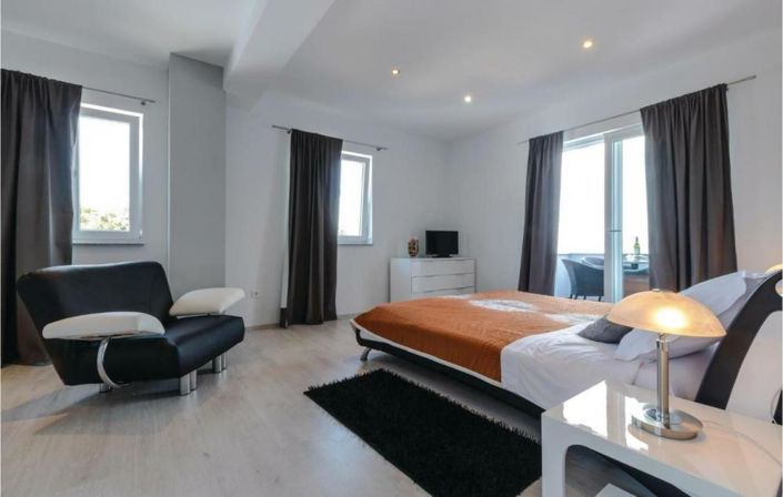 Image No.24-Propriété de 6 chambres à vendre à Peljesac