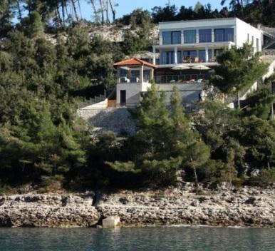 Image No.6-4 Bed Property for sale