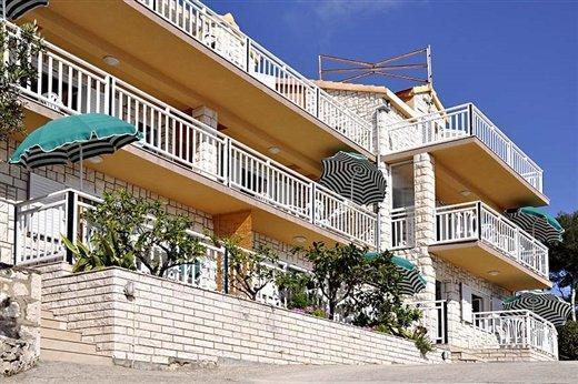 Image No.6-21 Bed Property for sale