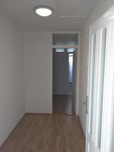 Image No.12-5 Bed Property for sale