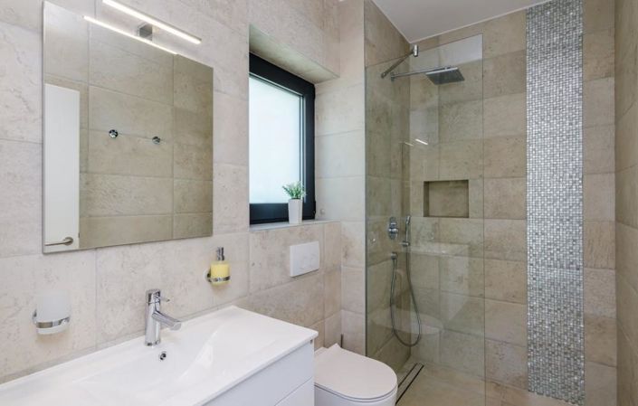 Image No.21-4 Bed Property for sale