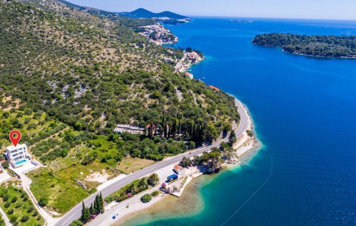 Image No.3-4 Bed Property for sale