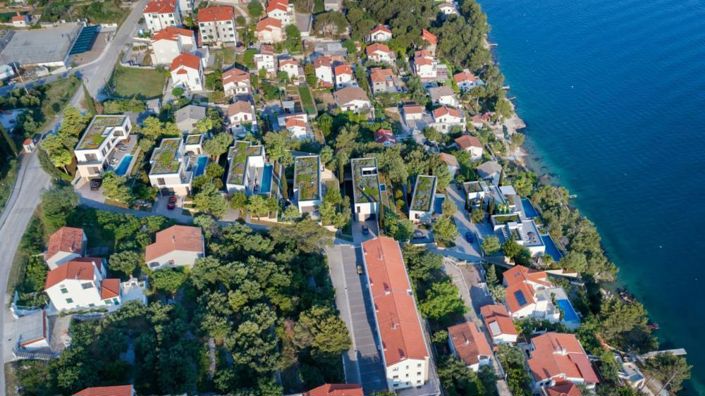 Image No.6-4 Bed Property for sale