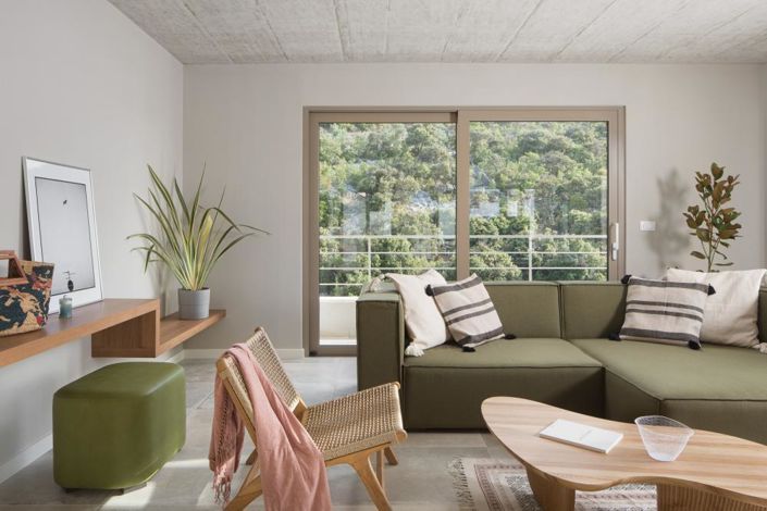 Image No.22-4 Bed Property for sale