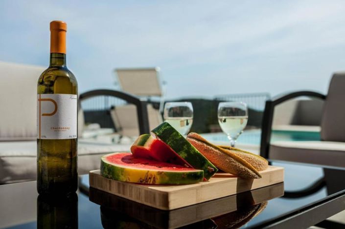 Image No.18-4 Bed Property for sale