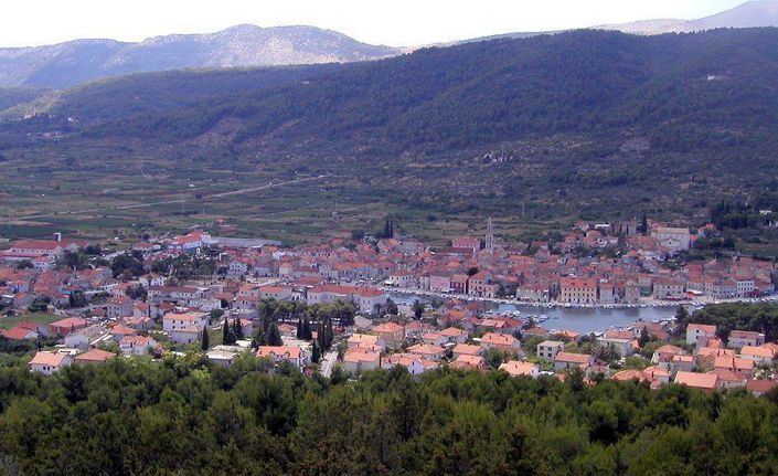 Image No.24-3 Bed Property for sale