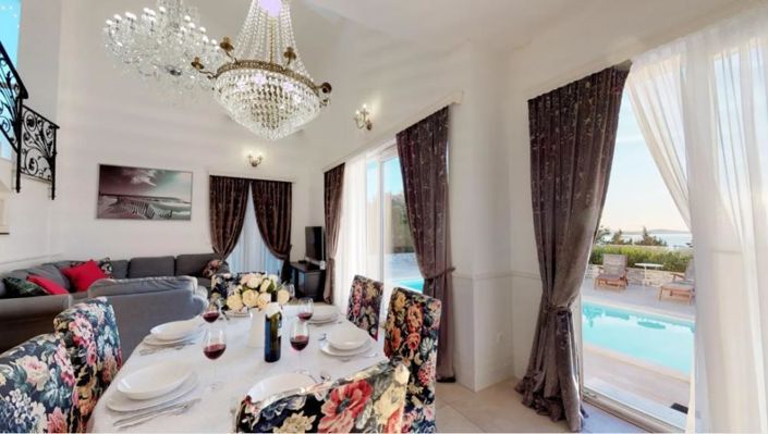 Image No.3-3 Bed Property for sale