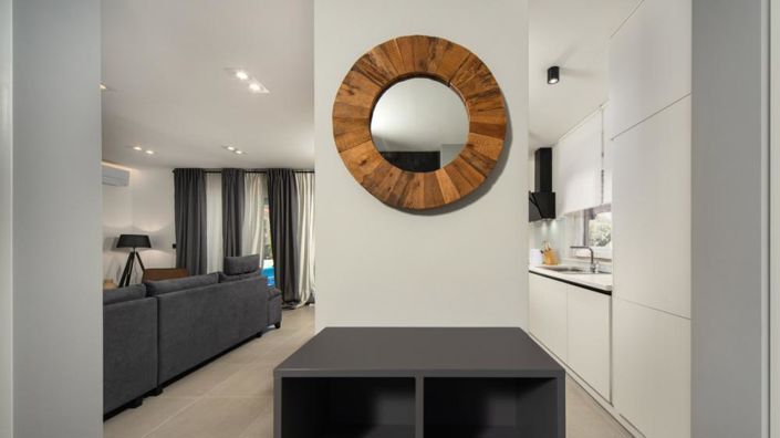 Image No.15-4 Bed Property for sale